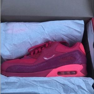 90 Air Max hot pink